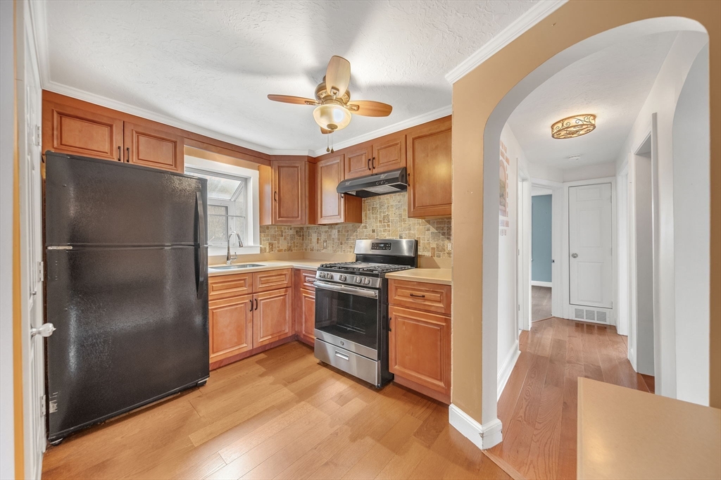 29 Alpheus Road Boston, MA 02131 - Photo 17 of 42 Gallery Image 17