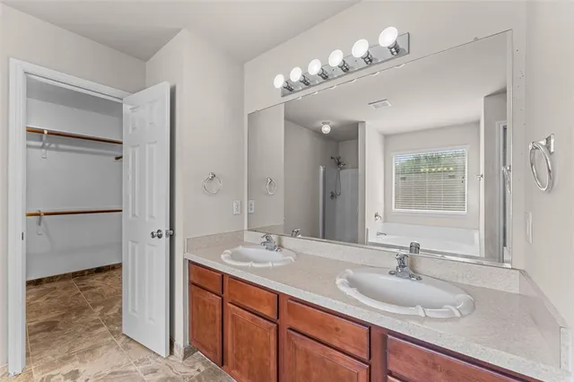 $399,900 | 5891 Candlelight Lane, Grand Prairie, TX 75052