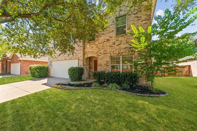 $399,900 | 5891 Candlelight Lane, Grand Prairie, TX 75052