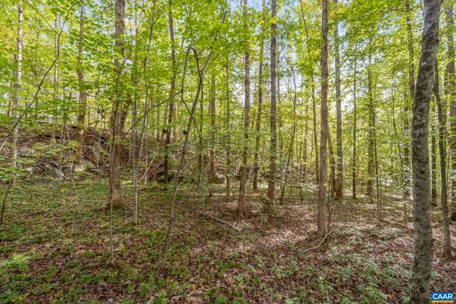 a view of an outdoor space