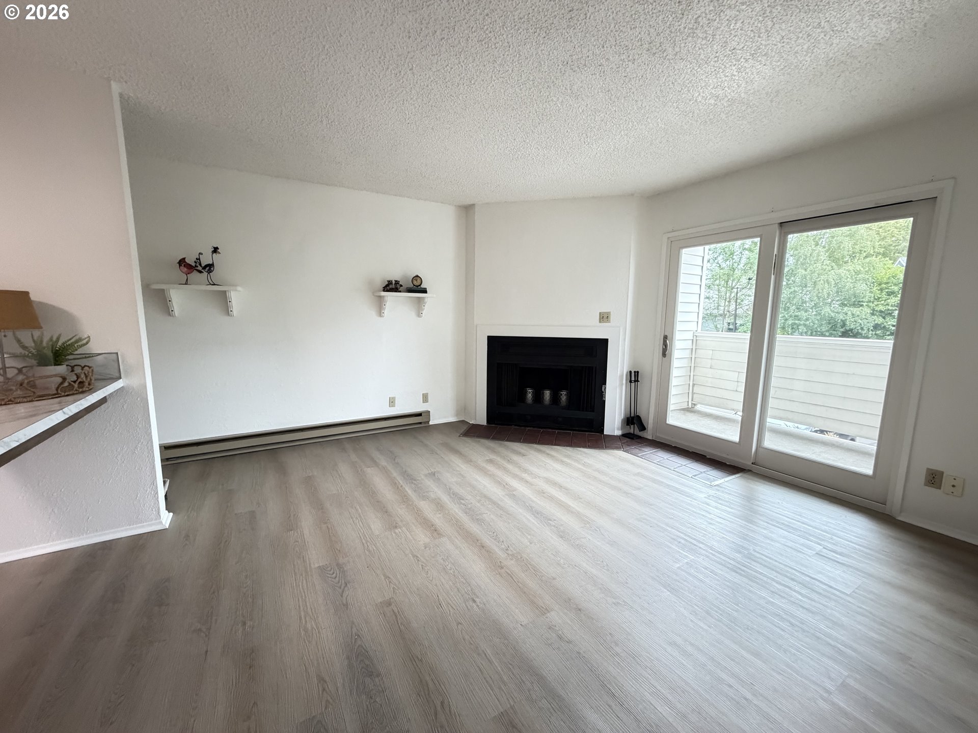 11040 Southwest Greenburg Road, Unit 206 Portland, OR 97223 - Photo 6 of 22 Living Room