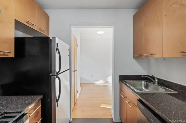 $549,900 | 2360 Amsterdam Avenue, Unit 2C | Washington Heights