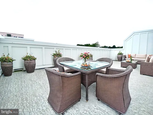 $1,159,900 | 10590 Red Oak Street, Fairfax, VA 22030