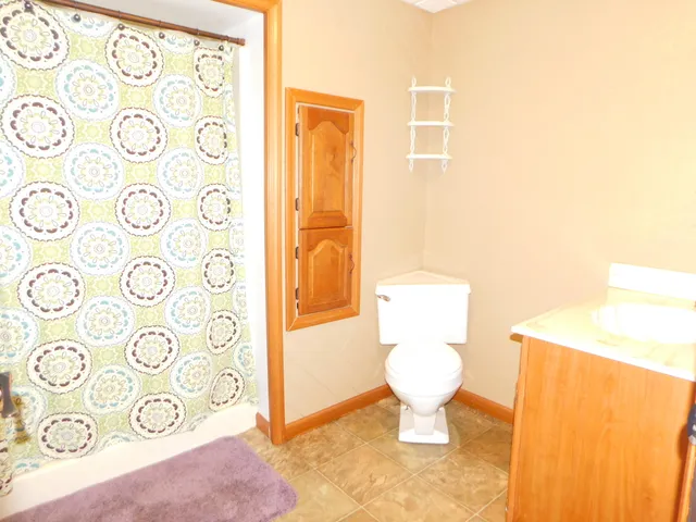 $429,900 | 26640 Dutch Settlement Street, Dowagiac, MI 49047