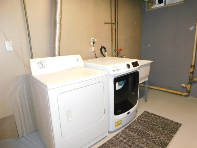 $429,900 | 26640 Dutch Settlement Street, Dowagiac, MI 49047