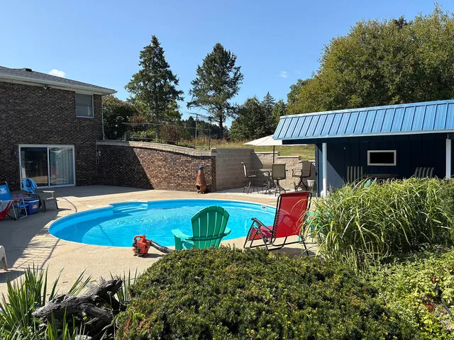 $429,900 | 26640 Dutch Settlement Street, Dowagiac, MI 49047