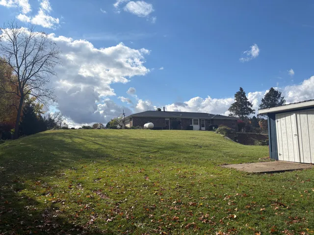 $429,900 | 26640 Dutch Settlement Street, Dowagiac, MI 49047