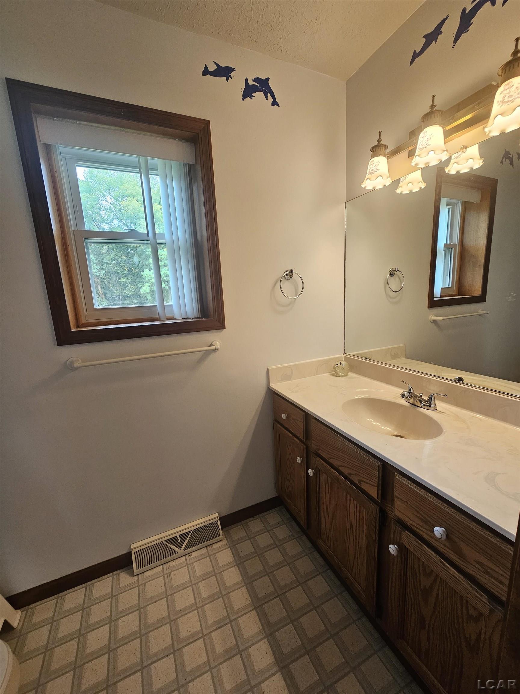 5776 Tripp Road Tipton, MI 49287 - Photo 43 of 47 50124216-44.JPG