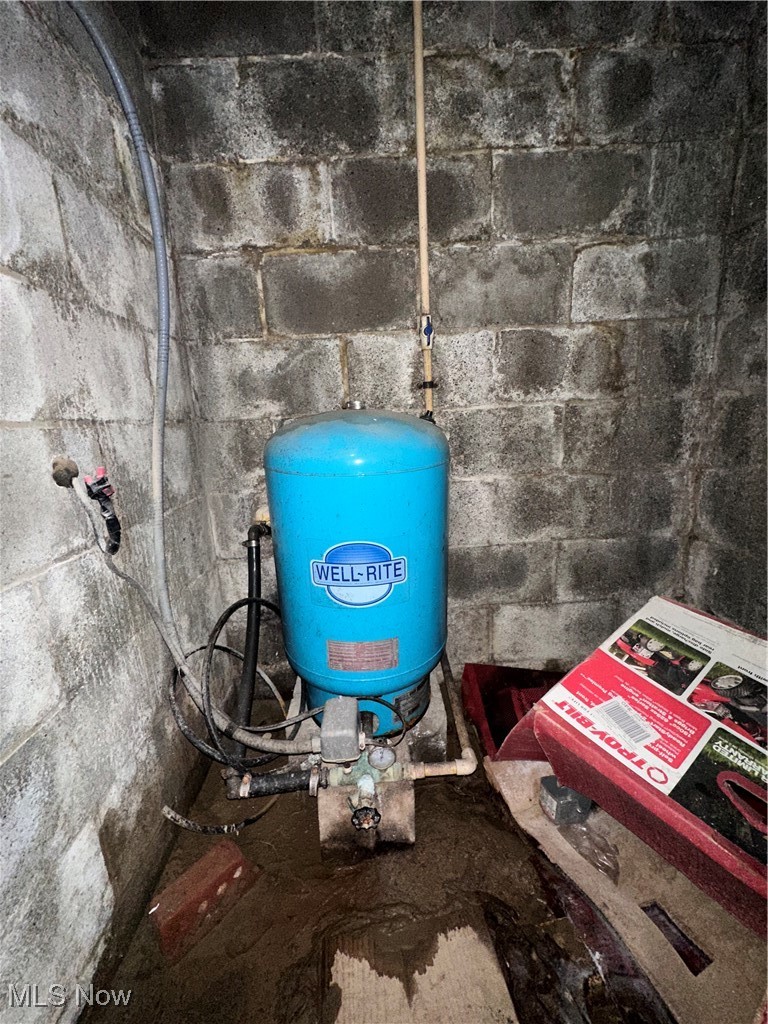 2829 Shellhart Road Barberton, OH 44203 - Photo 21 of 29 View of utility room