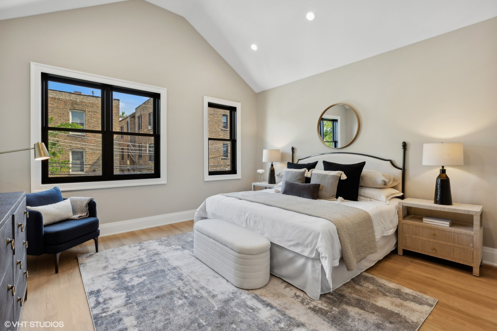 1850 West Cuyler Avenue Chicago, IL 60613 - Photo 23 of 58 a bedroom with a bed and a chair