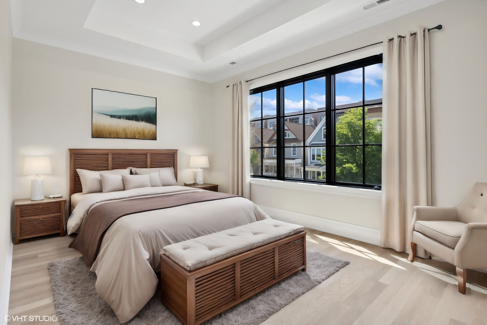 1850 West Cuyler Avenue Chicago, IL 60613 - Photo 41 of 58 a bedroom with a bed and a window