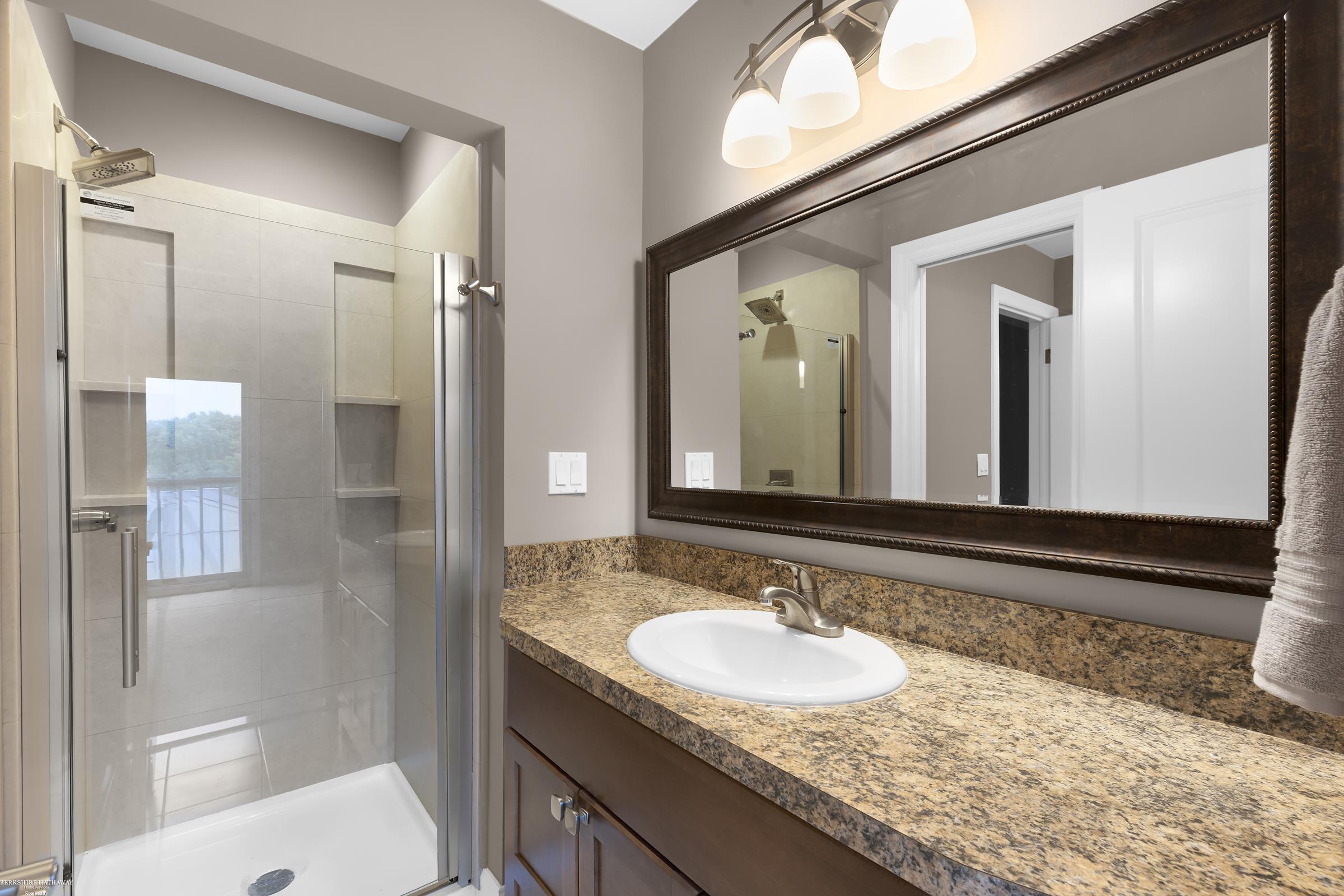 809 Oak Brook Ridge Drive Rochester Hills, MI 48307 - Photo 14 of 28