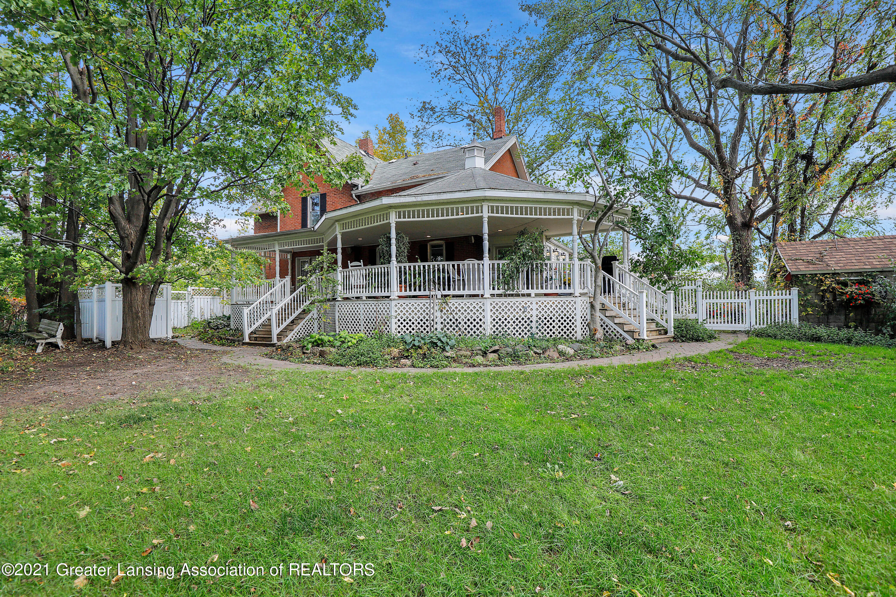 5687 Holt Road Holt, MI 48842 - Photo 2 of 80 _I3A5594