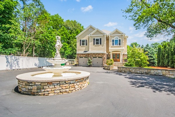 46 Arcadia Road Westwood, MA 02090 - Photo 1 of 29 Gallery Image 1