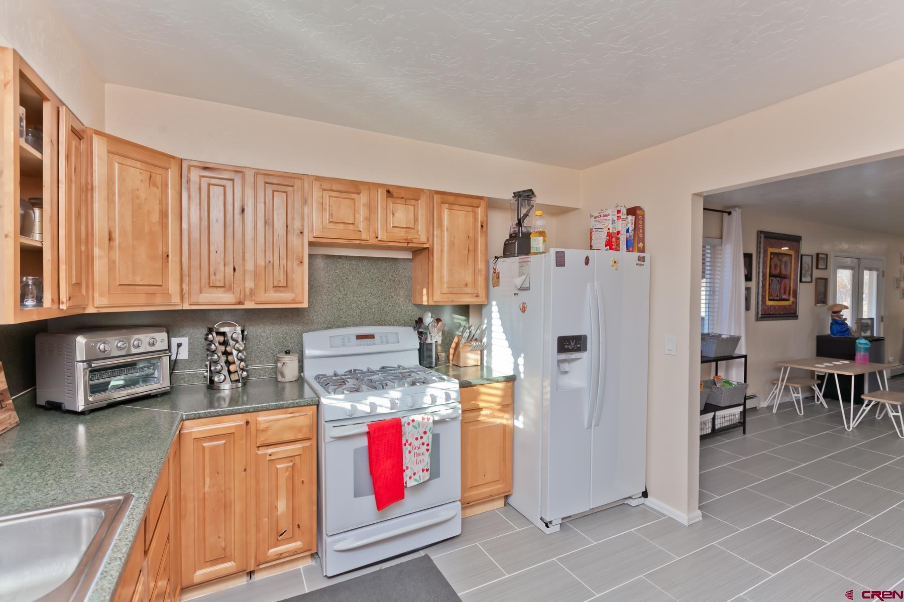 3202 D 3/4 Road Clifton, CO 81520 - Photo 9 of 33 Gallery Image 9