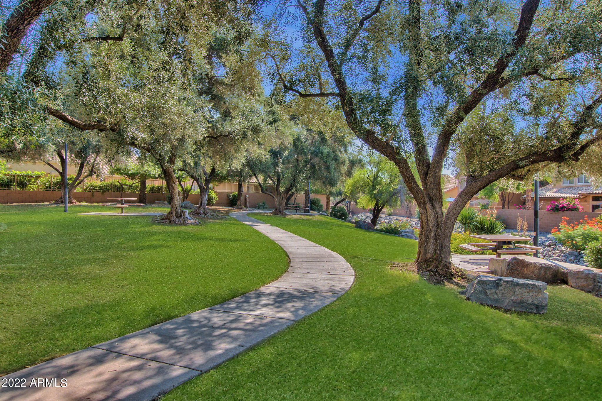 1310 East Frye Road Phoenix, AZ 85048 - Photo 43 of 44 62-web-or-mls-1310-e-frye-rd