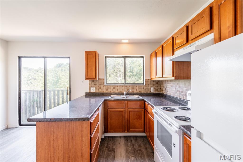 3017 Pembroke Lane, Unit 13 High Ridge, MO 63049 - Photo 9 of 24