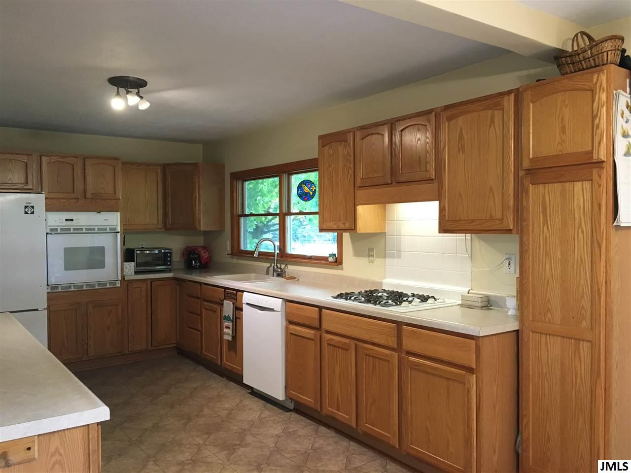 300 Ballard Road Jackson, MI 49201 - Photo 6 of 23 Photo 6