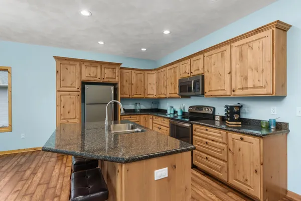 $799,900 | S469 Warbler Court, La Valle, WI 53941