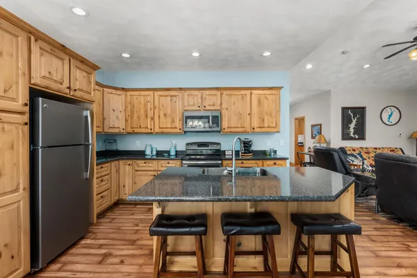 $799,900 | S469 Warbler Court, La Valle, WI 53941