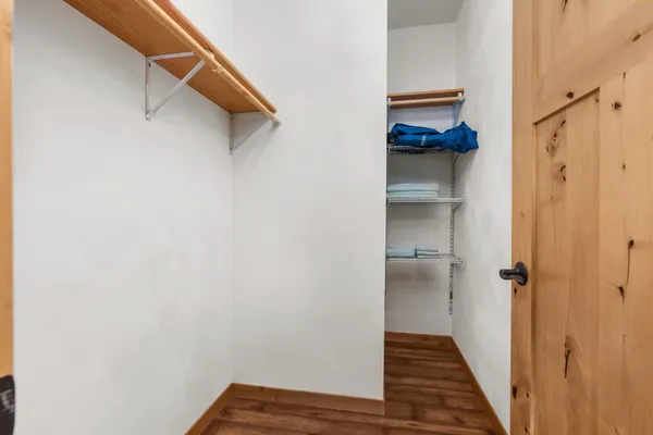 $799,900 | S469 Warbler Court, La Valle, WI 53941