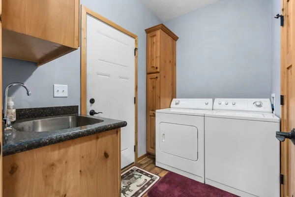 $799,900 | S469 Warbler Court, La Valle, WI 53941