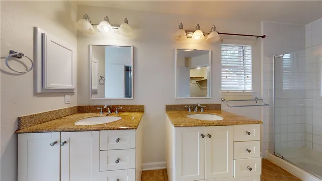 $2,100 | 806 North Willow Drive, Houston, TX 77073