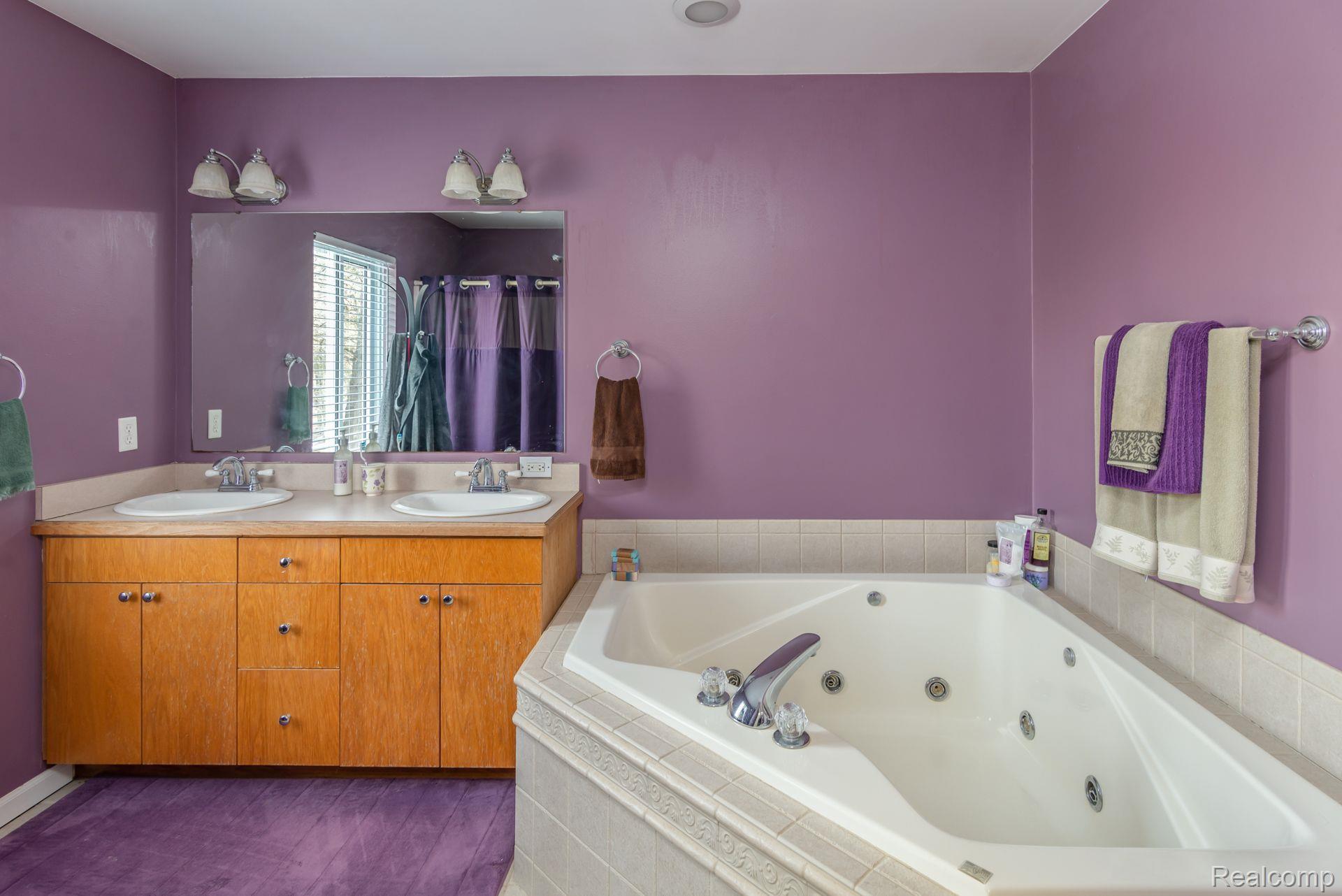 4288 Phillips Road Metamora, MI 48455 - Photo 9 of 32 Gallery Image 9