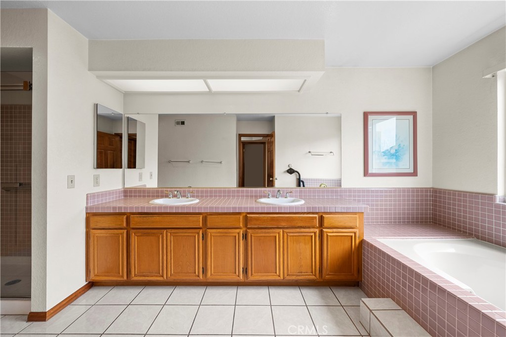 1931 Augusta Court Oxnard, CA 93036 - Photo 27 of 40