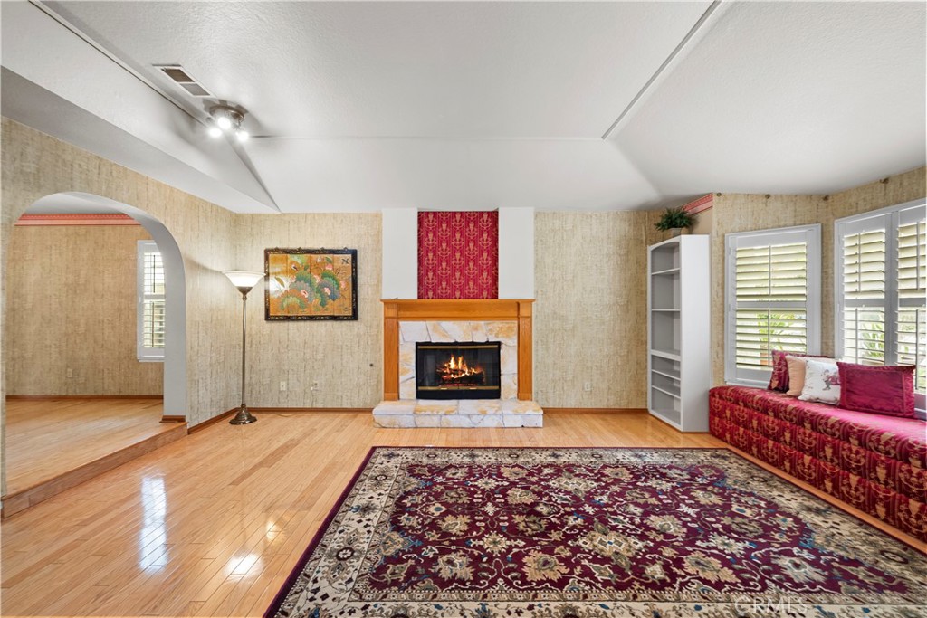1931 Augusta Court Oxnard, CA 93036 - Photo 5 of 40