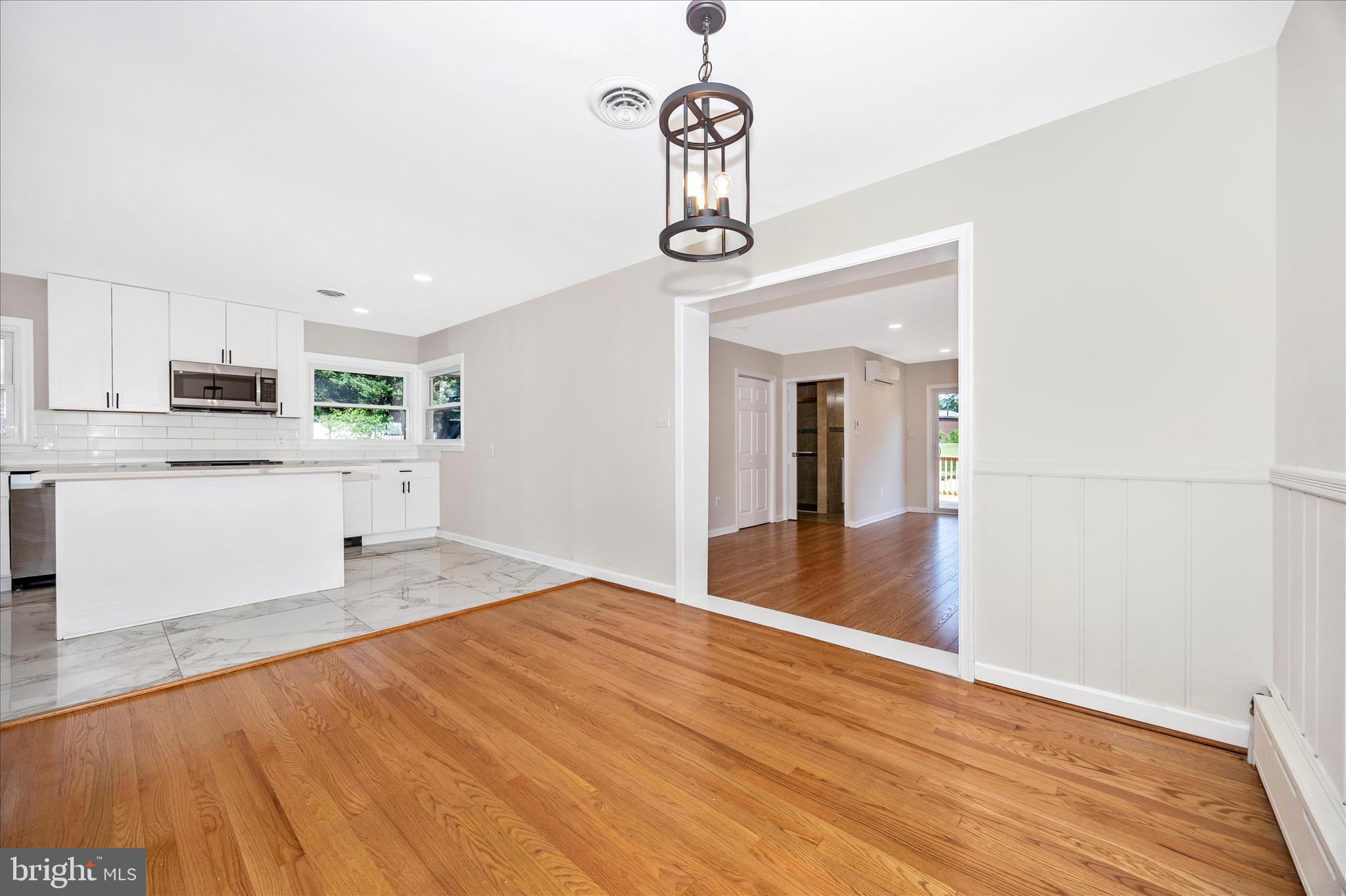 16215 Redland Road Rockville, MD 20855 - Photo 9 of 51 Dining Room