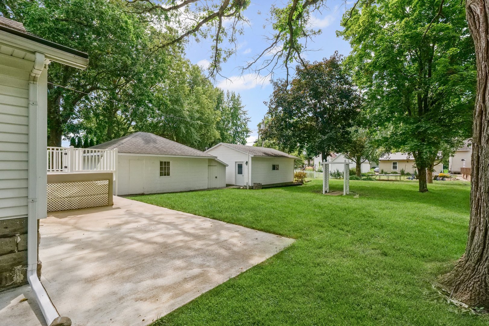 405 West Chestnut Street Fairbury, IL 61739 - Photo 29 of 40