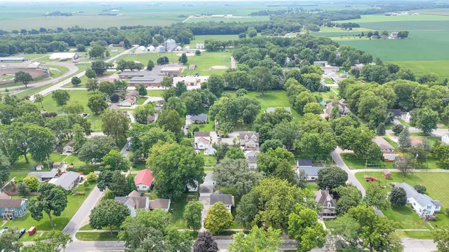 $167,000 | 405 West Chestnut Street, Fairbury, IL 61739