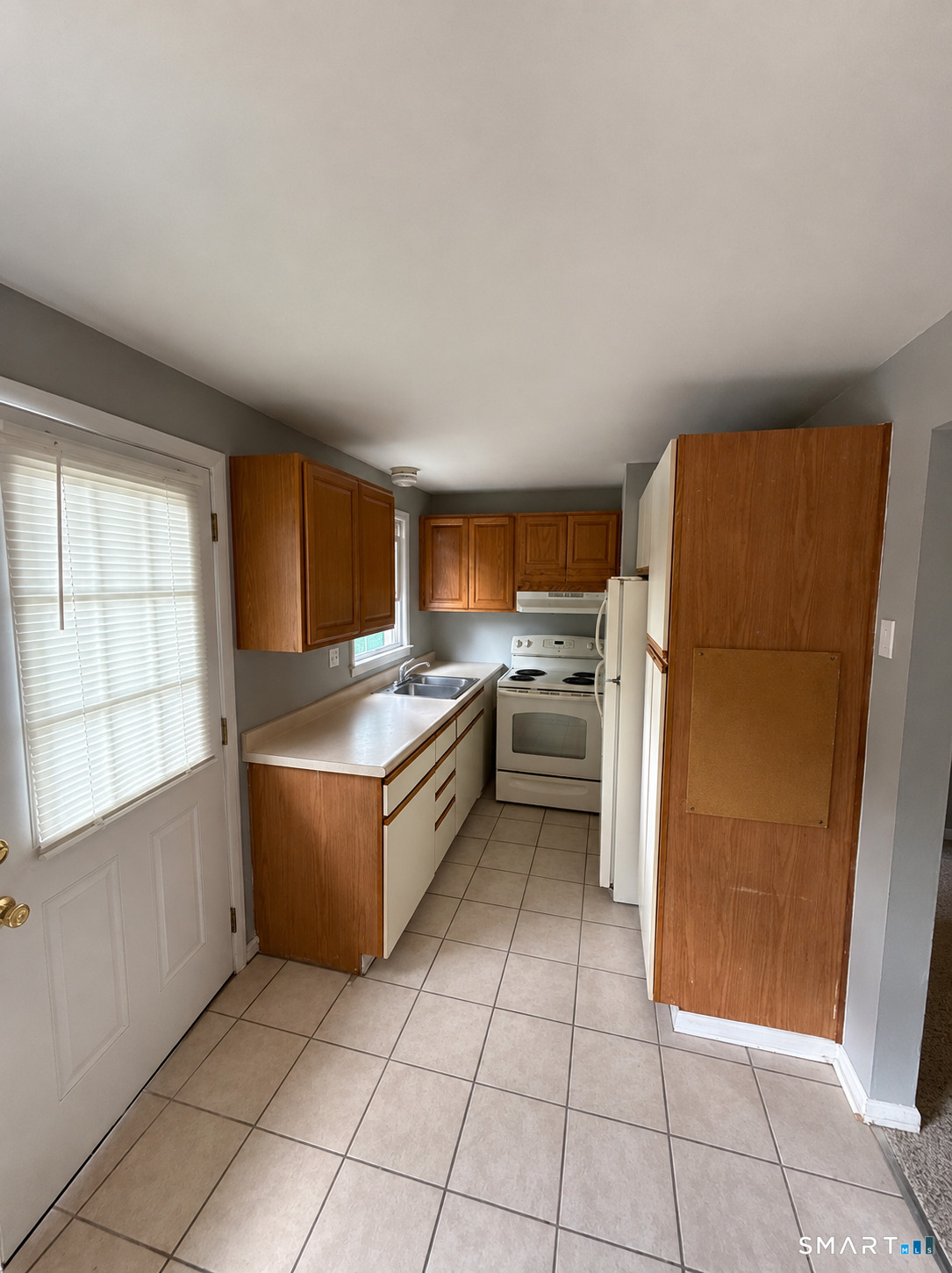144 East Main Street, Unit 24D Clinton, CT 06413 - Photo 2 of 9