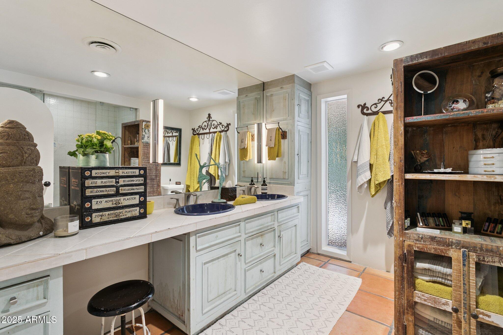 7005 East Jackrabbit Road Paradise Valley, AZ 85253 - Photo 26 of 61 30-web-or-mls-7005-e-jackrabbit-rd