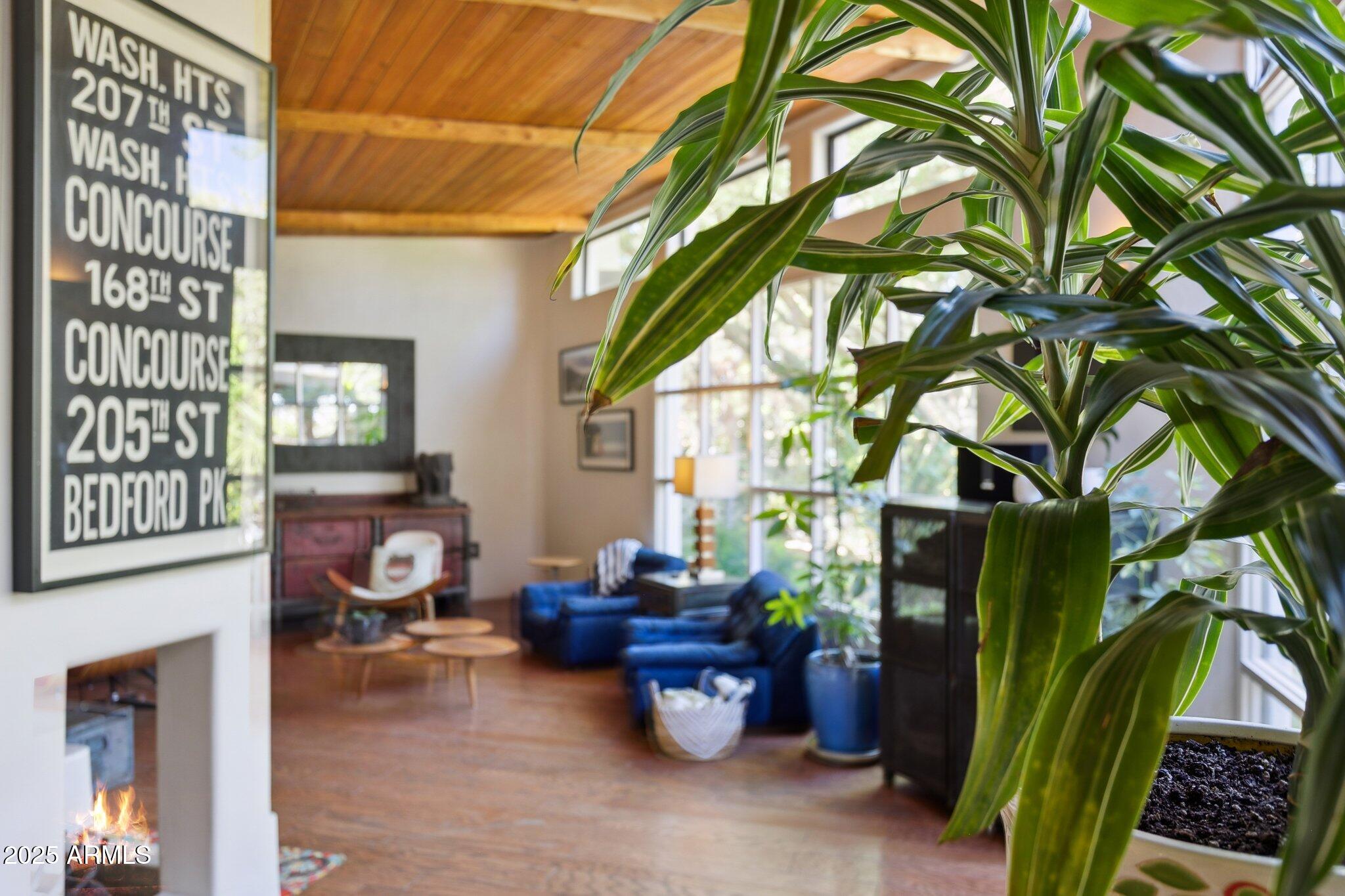 7005 East Jackrabbit Road Paradise Valley, AZ 85253 - Photo 55 of 61 a view of outdoor space yard and patio