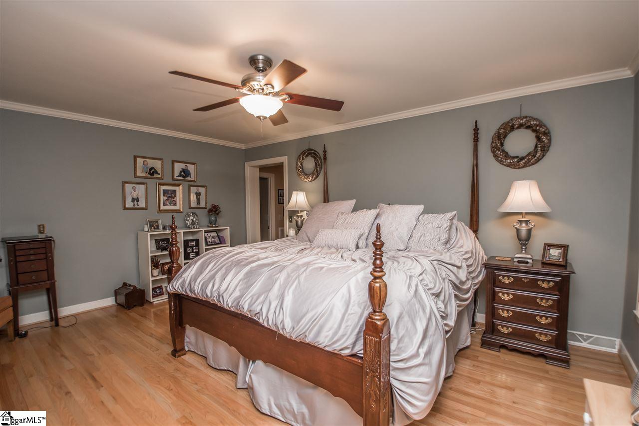 102 Sun Meadow Road Greer, SC 29650 - Photo 12 of 33 Gallery Image 12