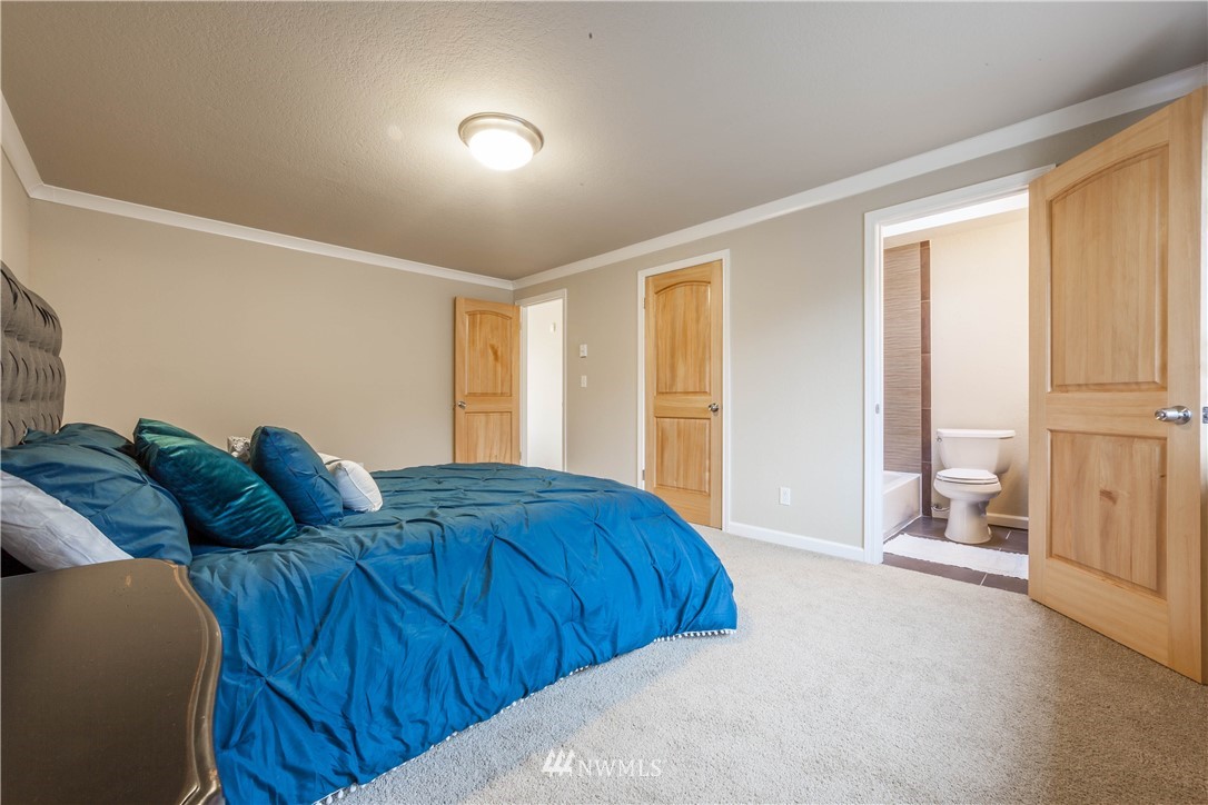 1305 225th Place Southwest Bothell, WA 98021 - Photo 12 of 25