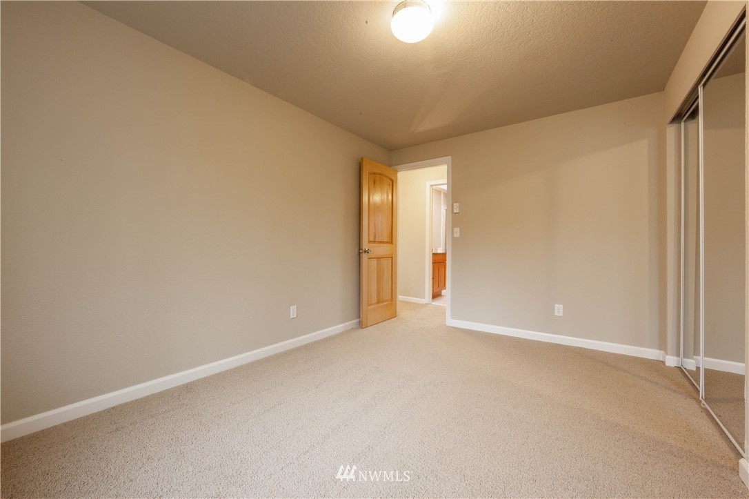 1305 225th Place Southwest Bothell, WA 98021 - Photo 14 of 25