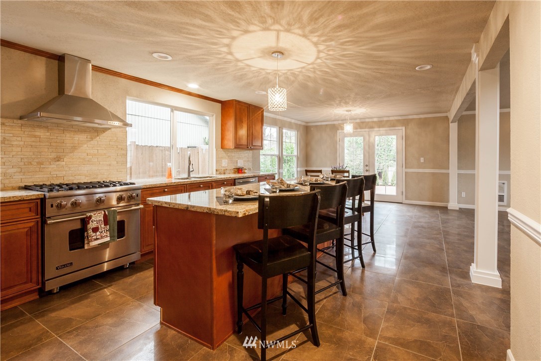 1305 225th Place Southwest Bothell, WA 98021 - Photo 7 of 25