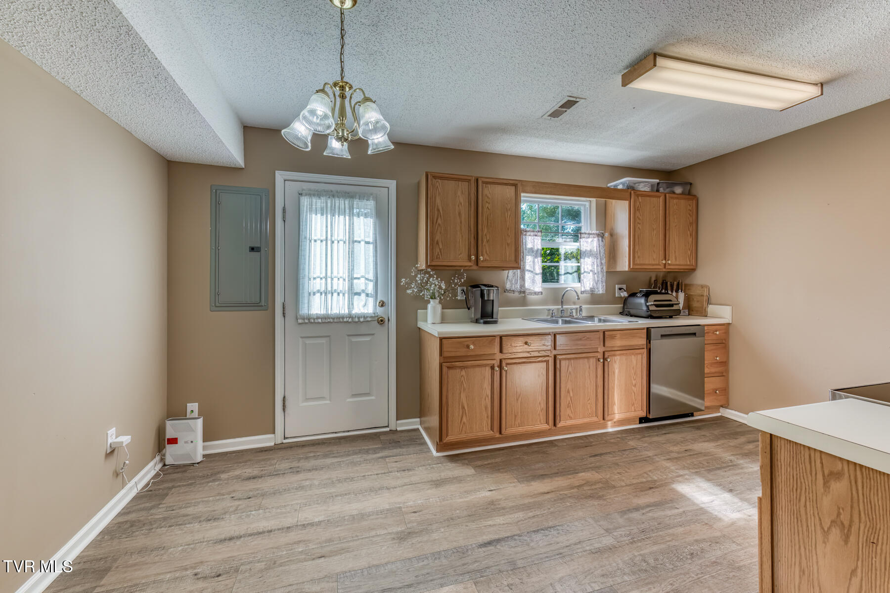 568 Gray Station Rd,Unit 10-9