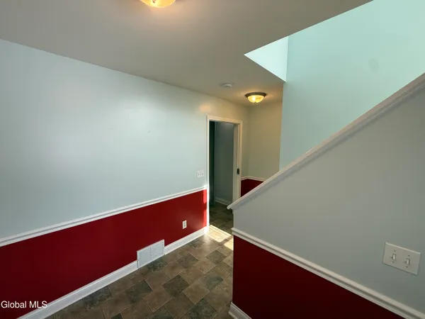 $345,000 | 802 Royale Court, North Greenbush, NY 12180
