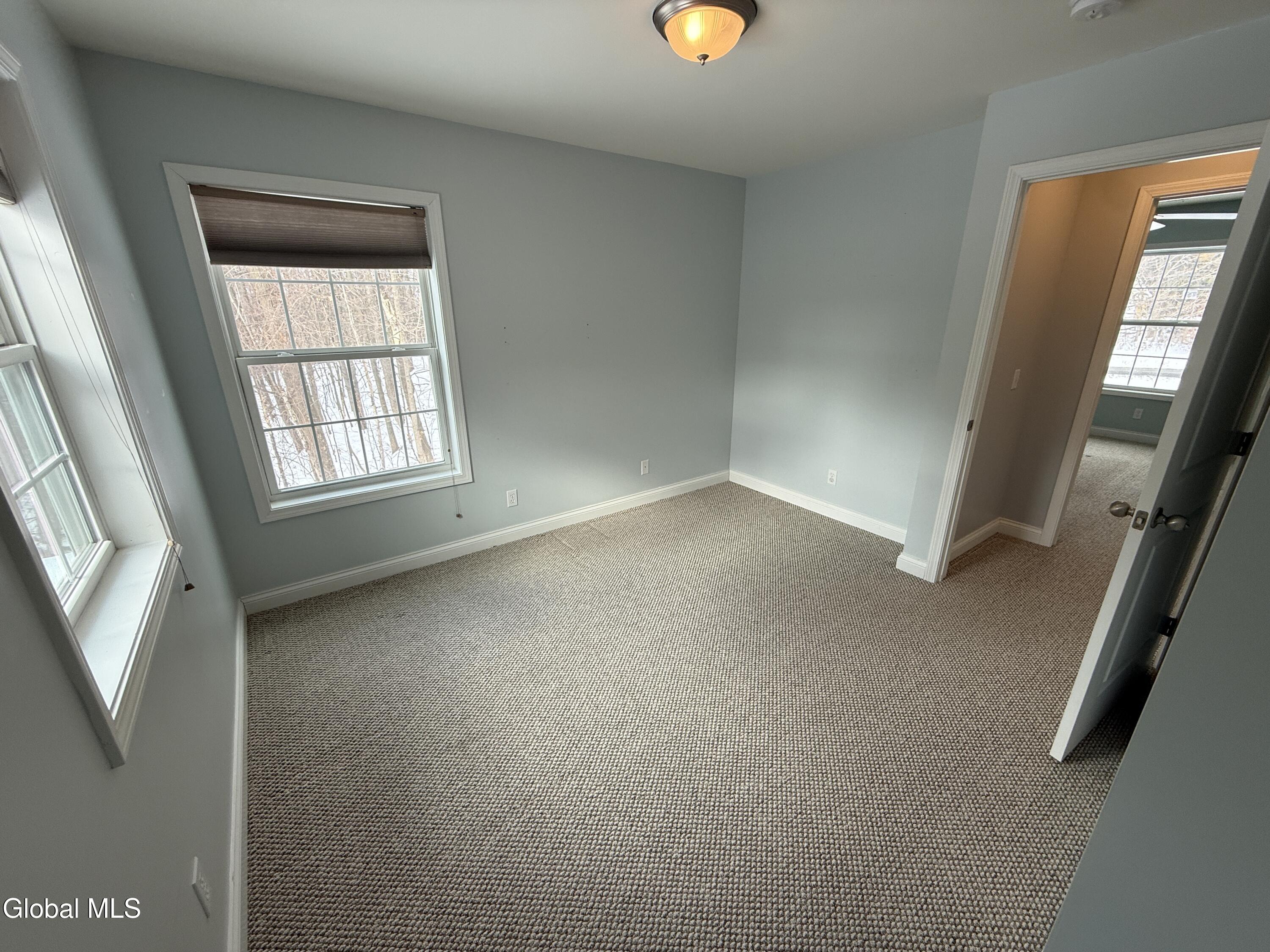 802 Royale Court North Greenbush, NY 12180 - Photo 12 of 30 IMG_5502