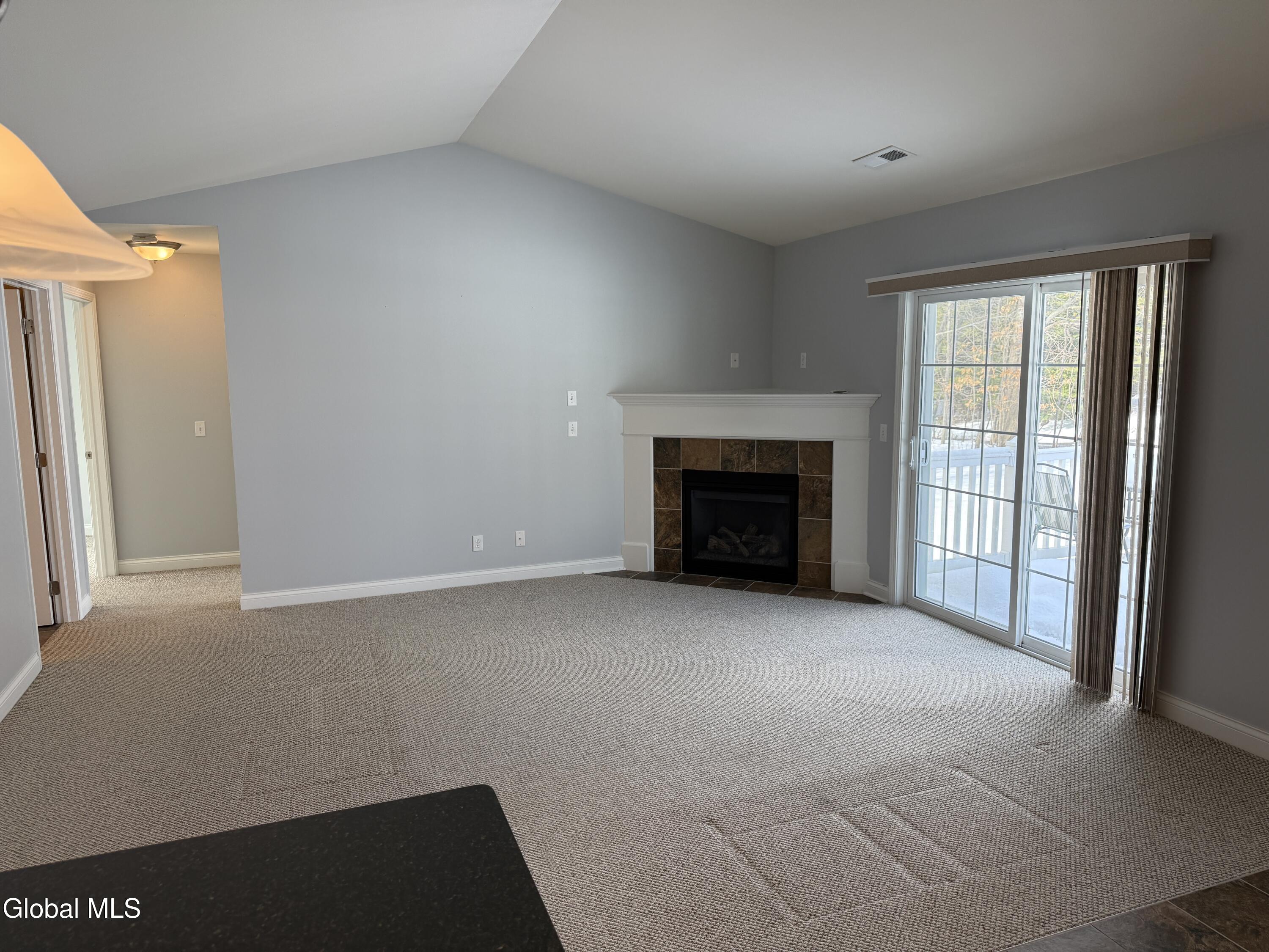 802 Royale Court North Greenbush, NY 12180 - Photo 14 of 30 IMG_5515