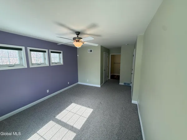 $345,000 | 802 Royale Court, North Greenbush, NY 12180