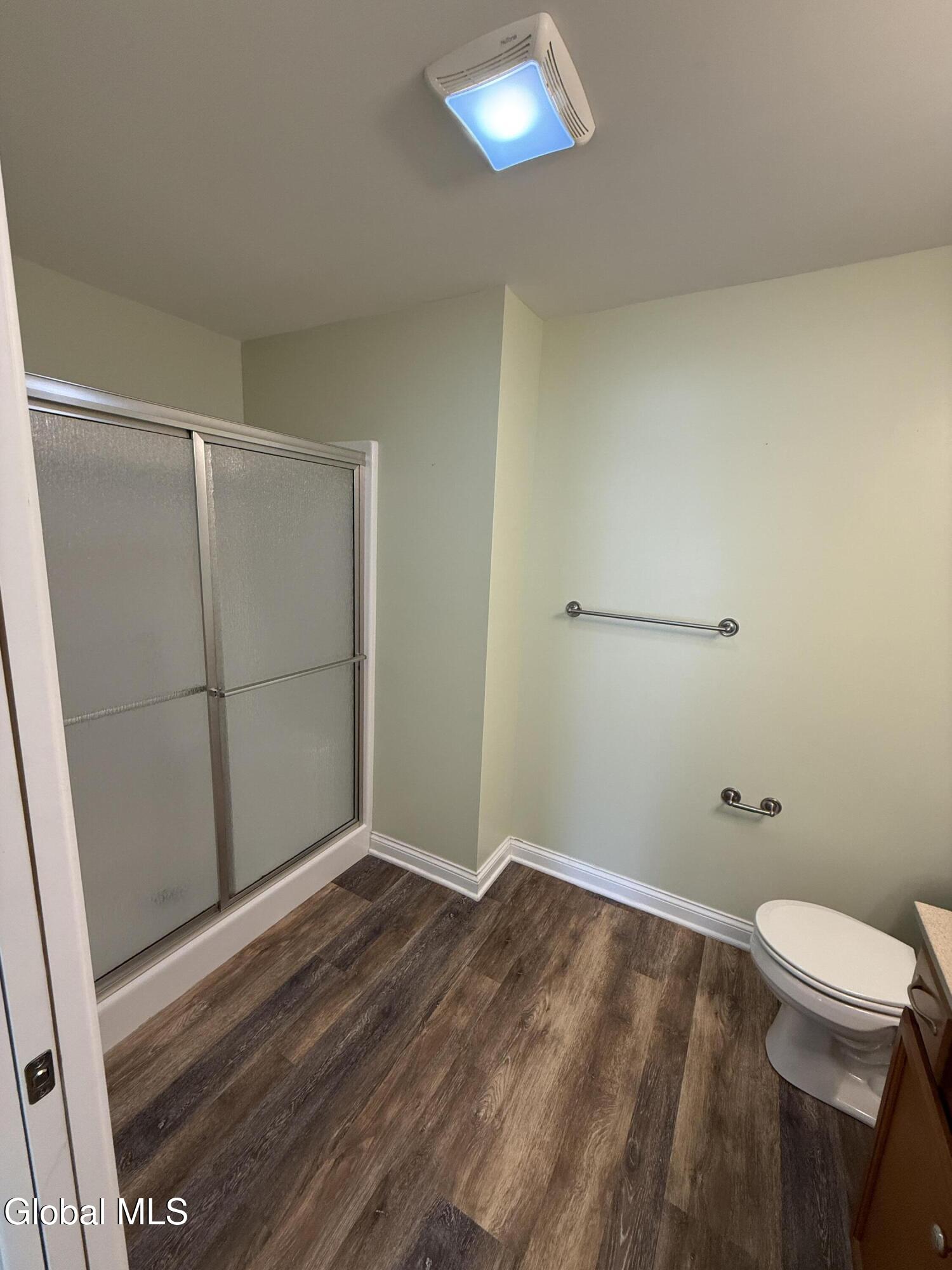 802 Royale Court North Greenbush, NY 12180 - Photo 26 of 30 IMG_5531