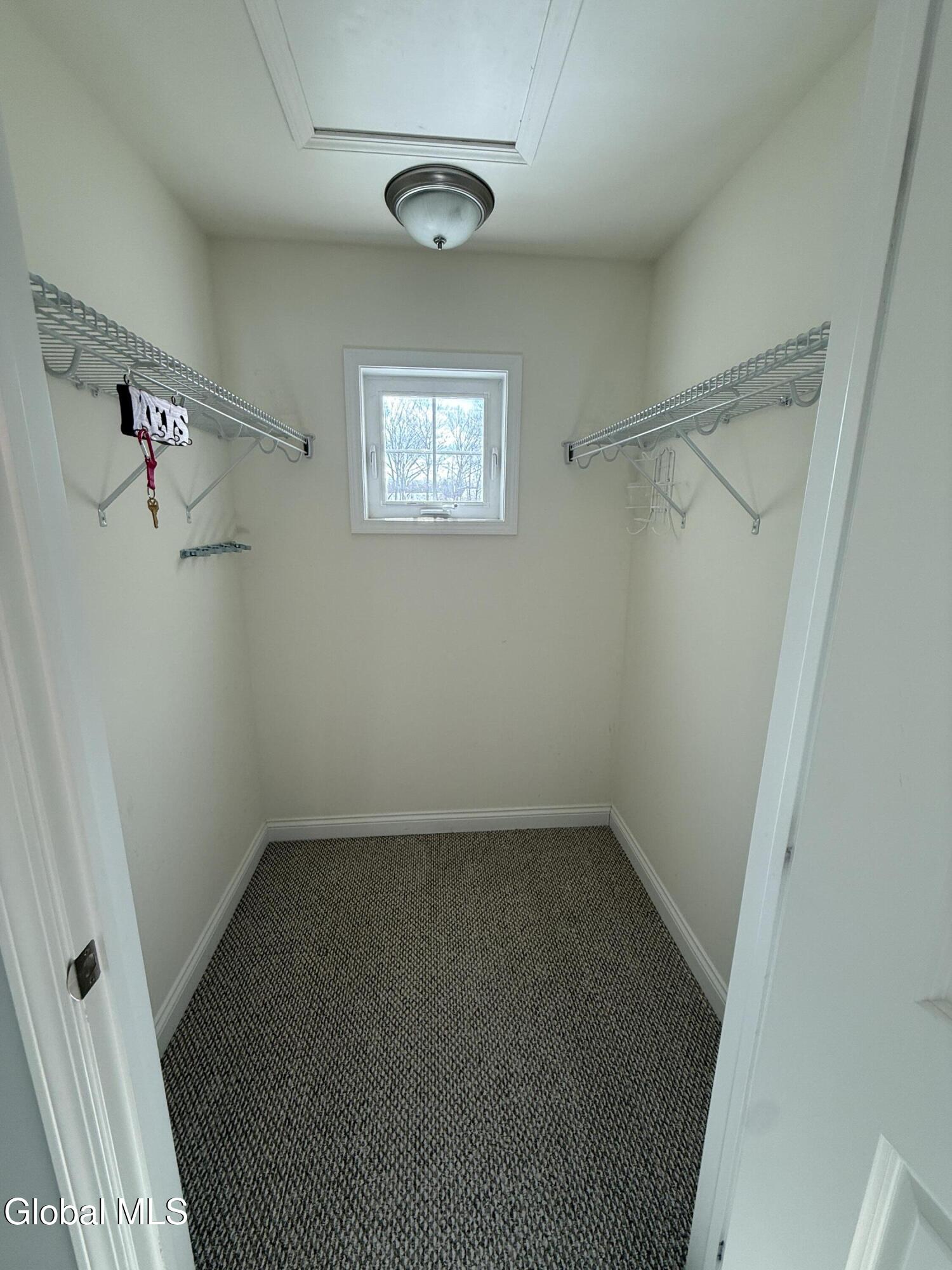 802 Royale Court North Greenbush, NY 12180 - Photo 27 of 30 IMG_5533