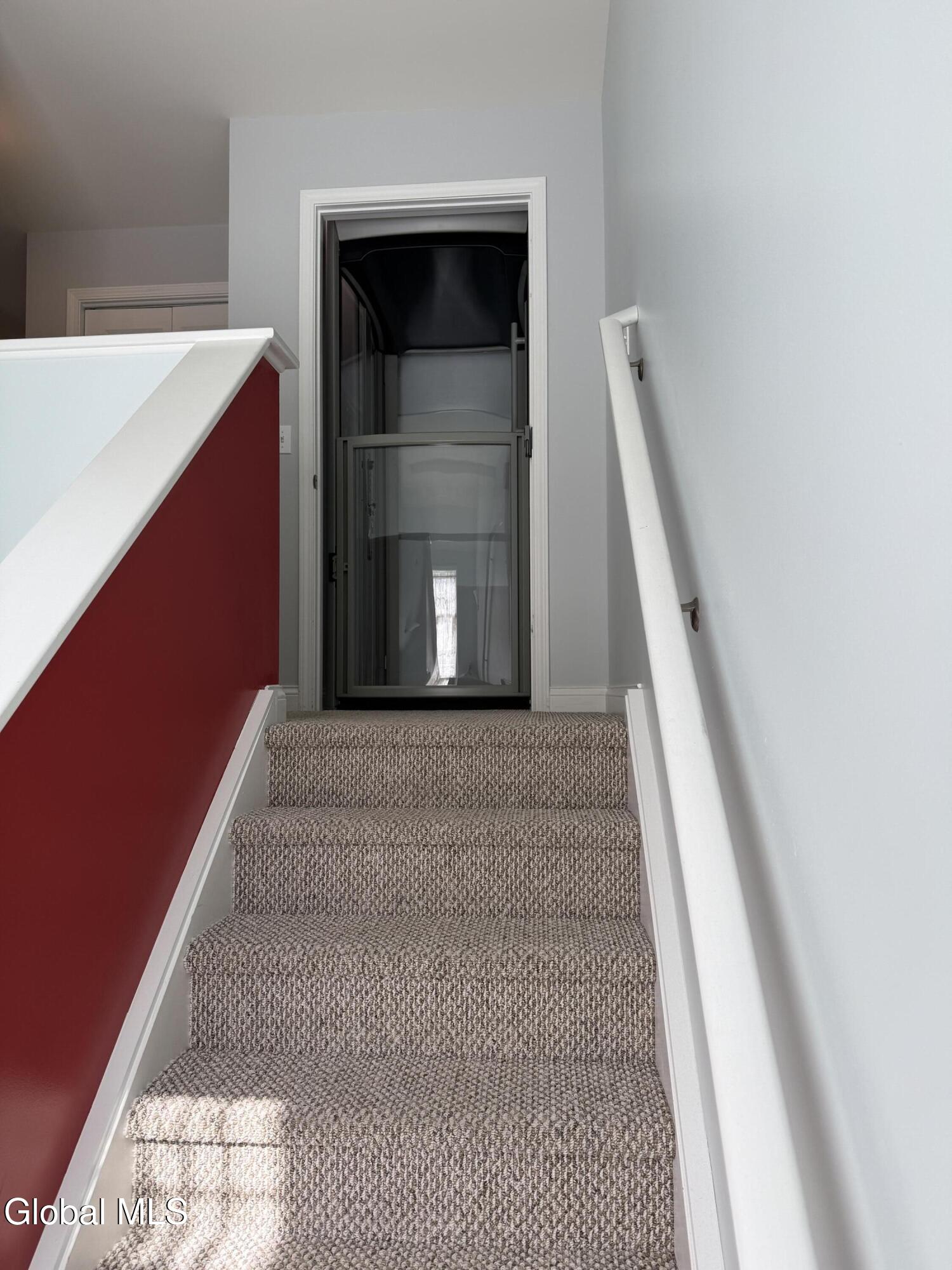 802 Royale Court North Greenbush, NY 12180 - Photo 29 of 30 IMG_5537