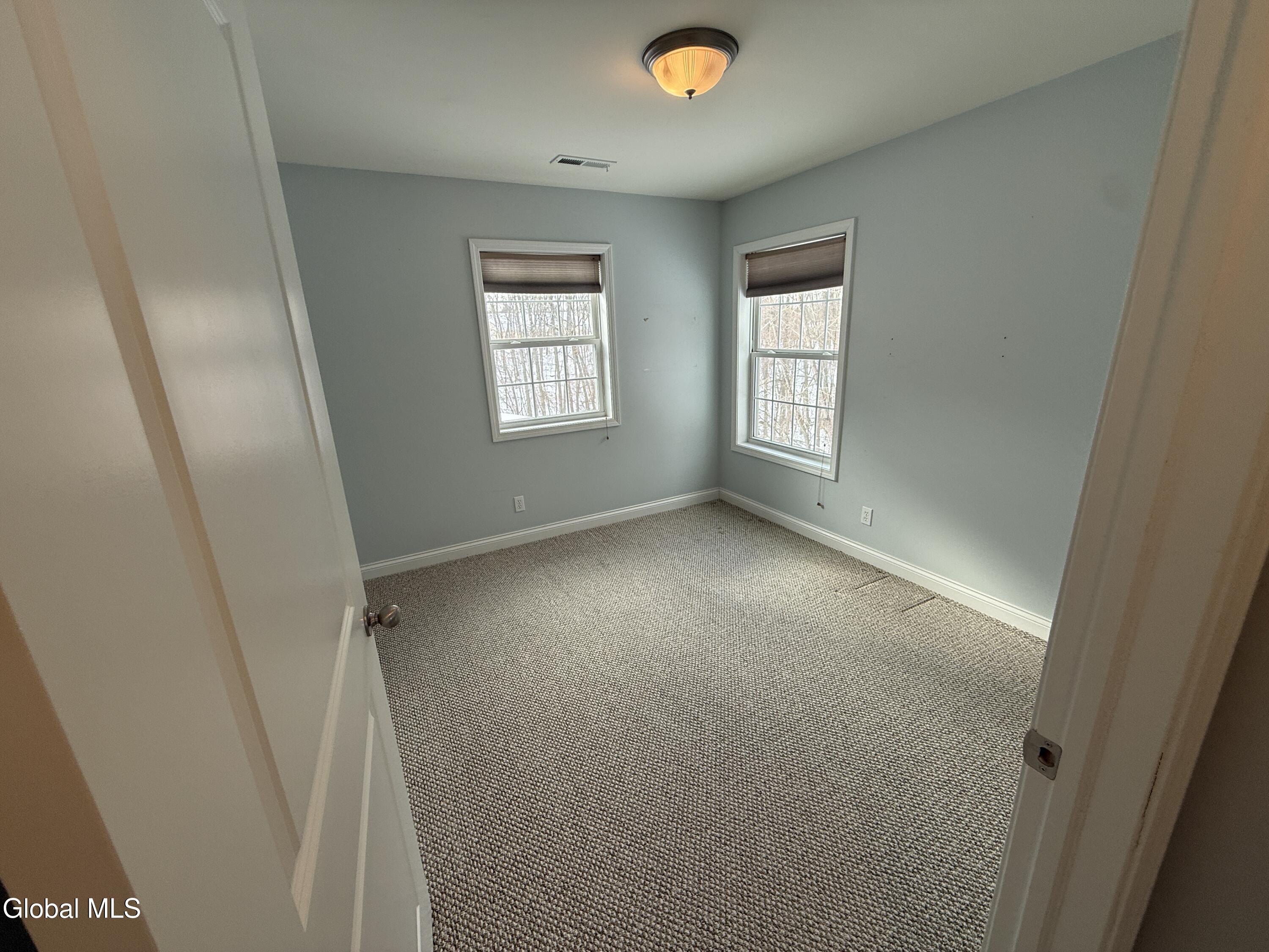 802 Royale Court North Greenbush, NY 12180 - Photo 10 of 30 IMG_5501