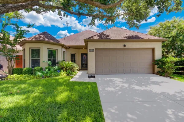 $2,700 | 1811 Emerald Green Drive, Houston, TX 77094